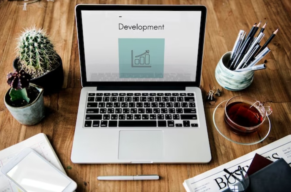 Optimal Approaches to Sustain Currentness in Web Design and Website Upkeep